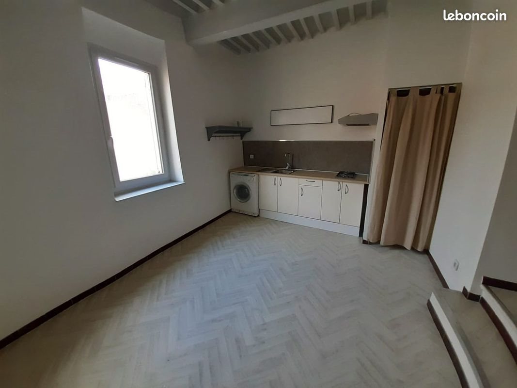Appartement à louer, 28m², Lambesc