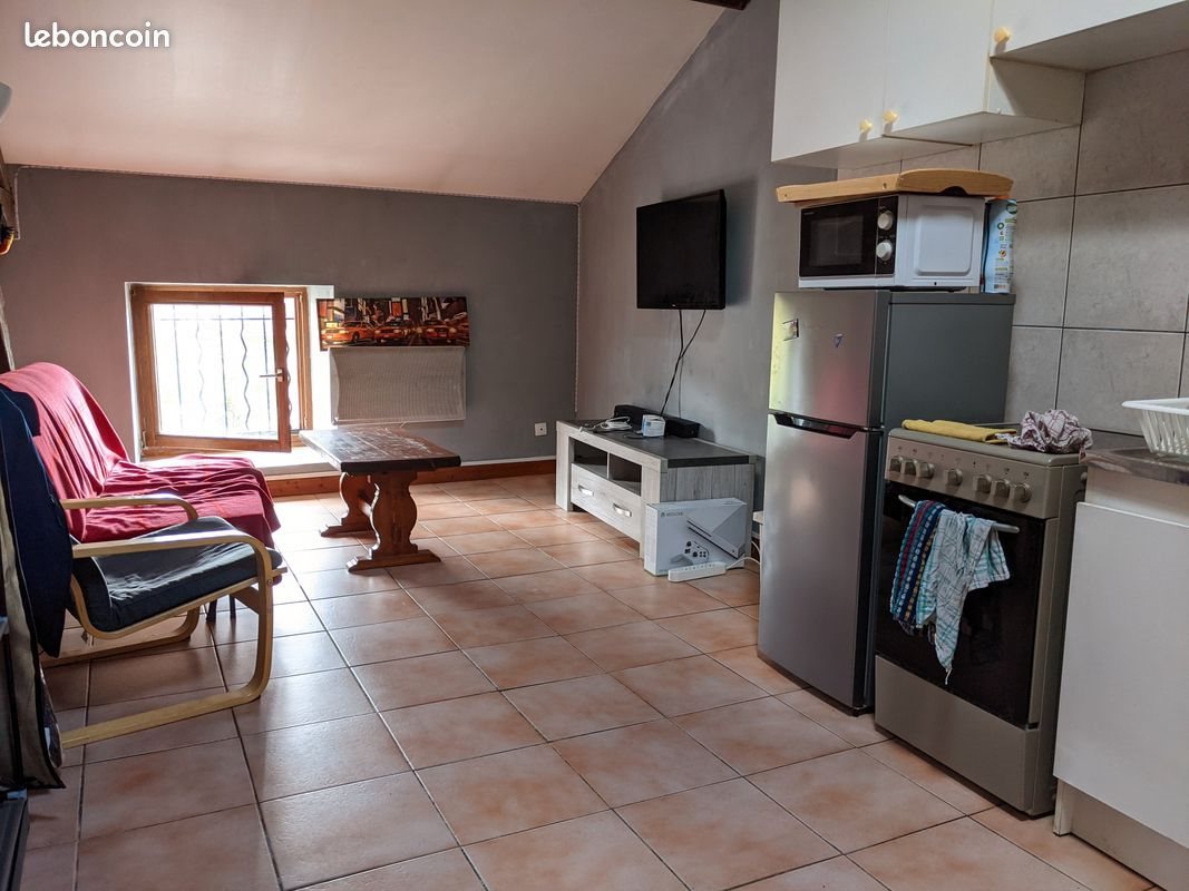 Appartement à louer, 40m², Pont-d'Ain