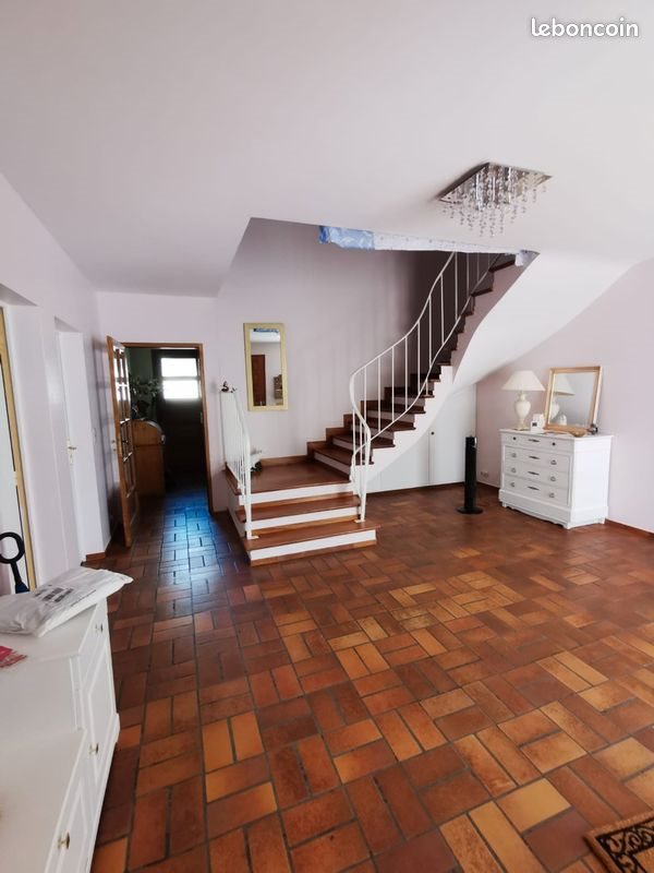 Maison à vendre, 174m², L'Isle-Jourdain