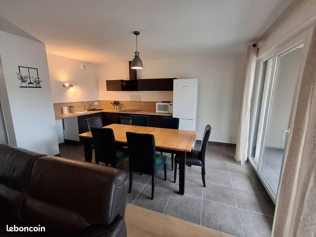 Appartement à louer, 65m², Saint-Romain-en-Gal