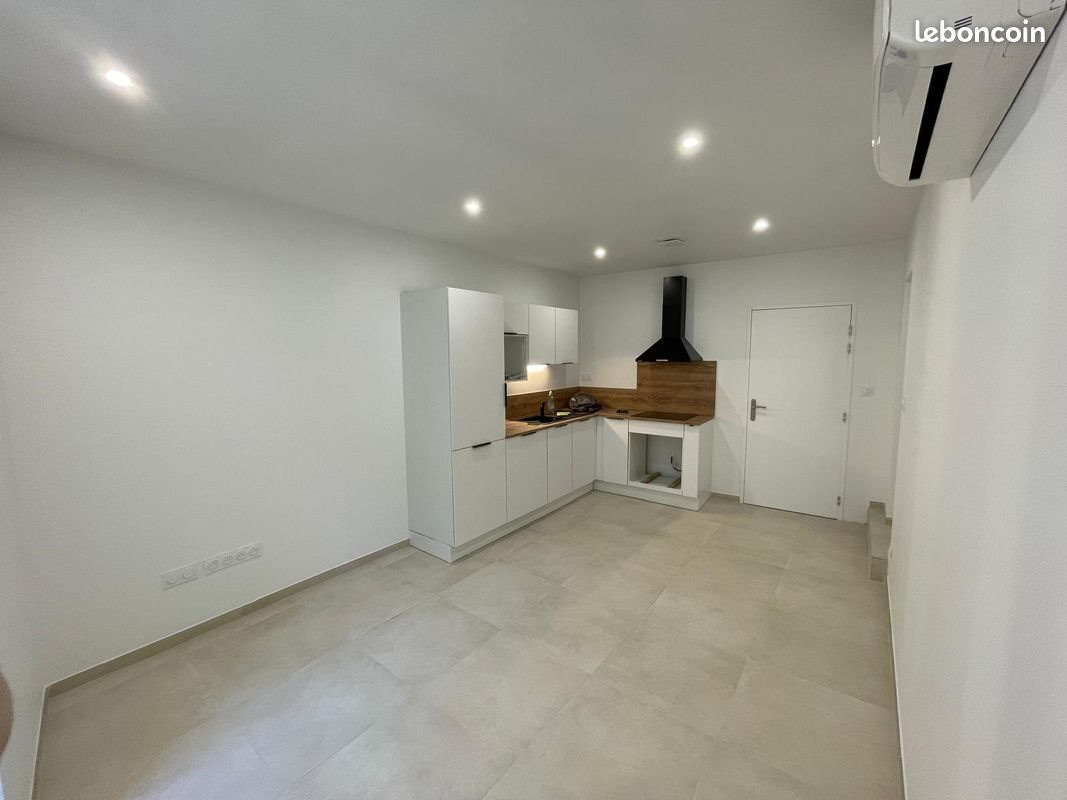 Appartement à louer, 47m², Pézenas