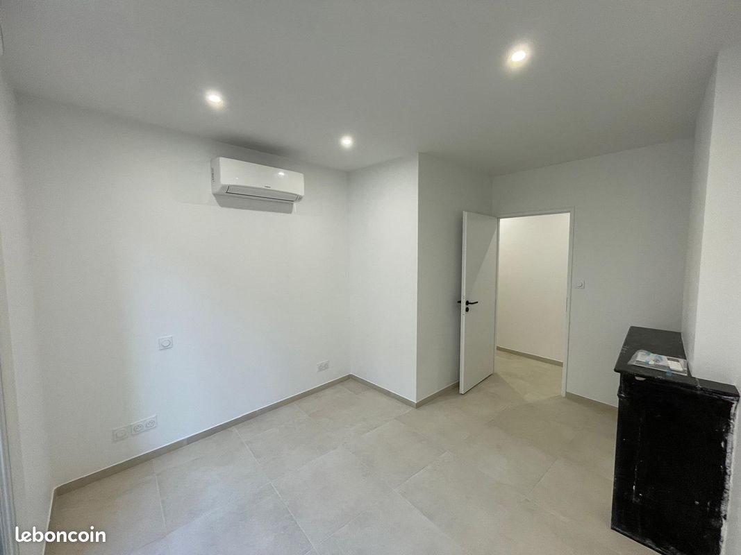 Appartement à louer, 47m², Pézenas