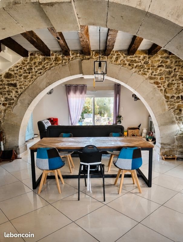 Maison à vendre, 153m², Viviers-lès-Montagnes
