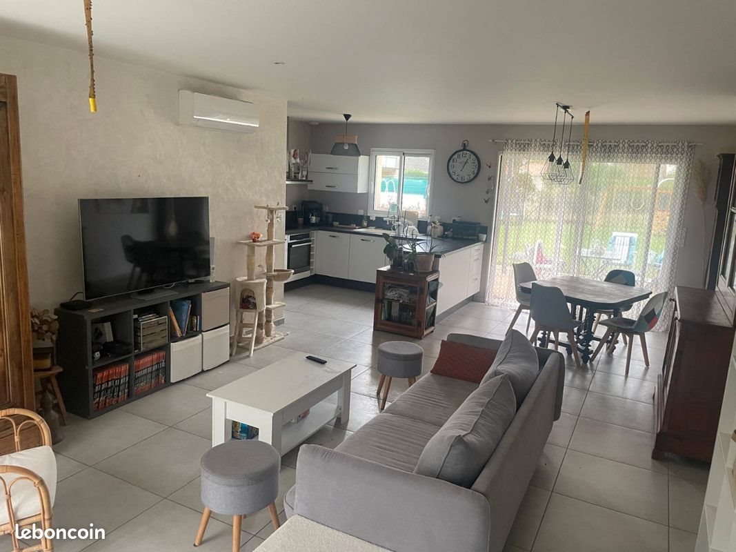 Maison à louer, 101m², Tercé