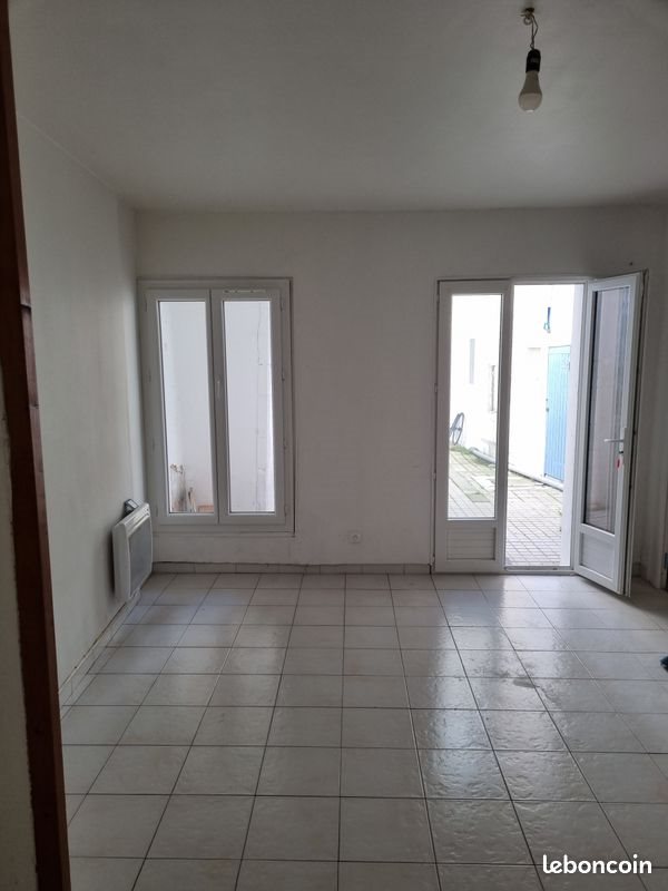 Appartement à louer, 40m², Rochefort