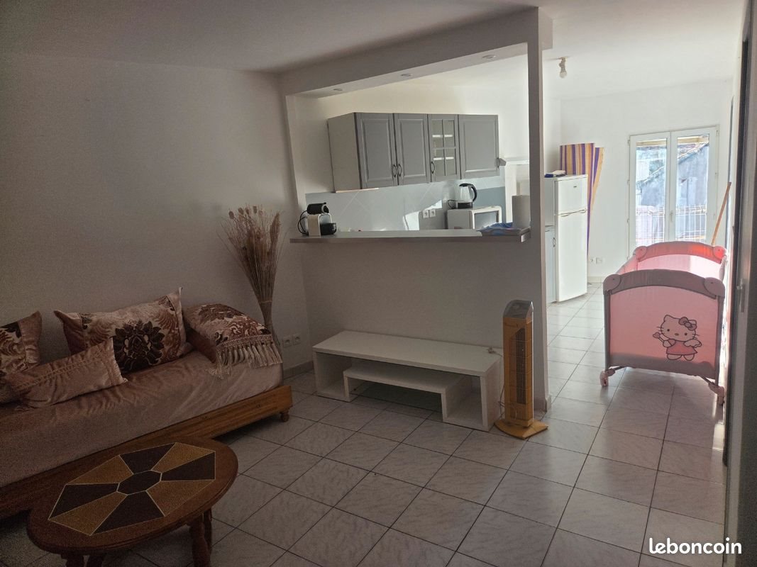 Appartement à louer, 40m², Bessan