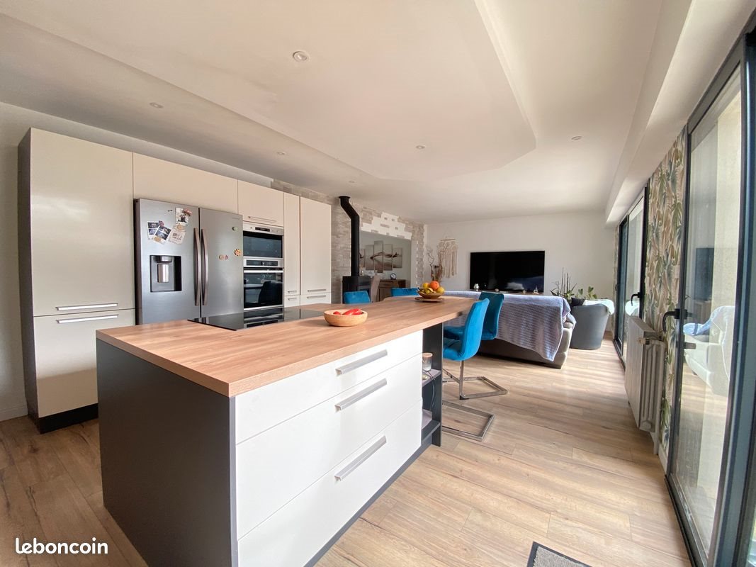 Maison à vendre, 172m², Seiches-sur-le-Loir