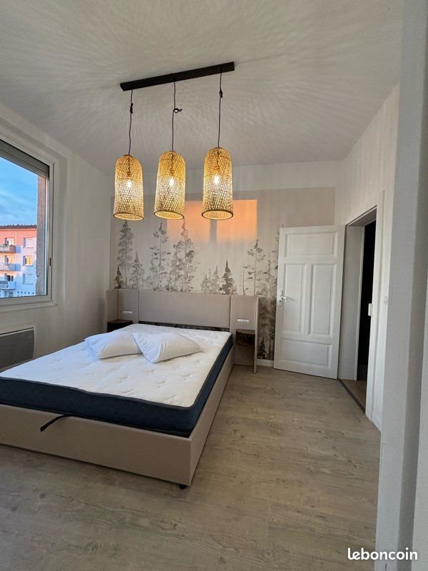Appartement à louer, 27m², Saint-Juéry