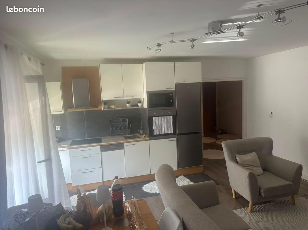 Appartement à louer, 75m², Annemasse