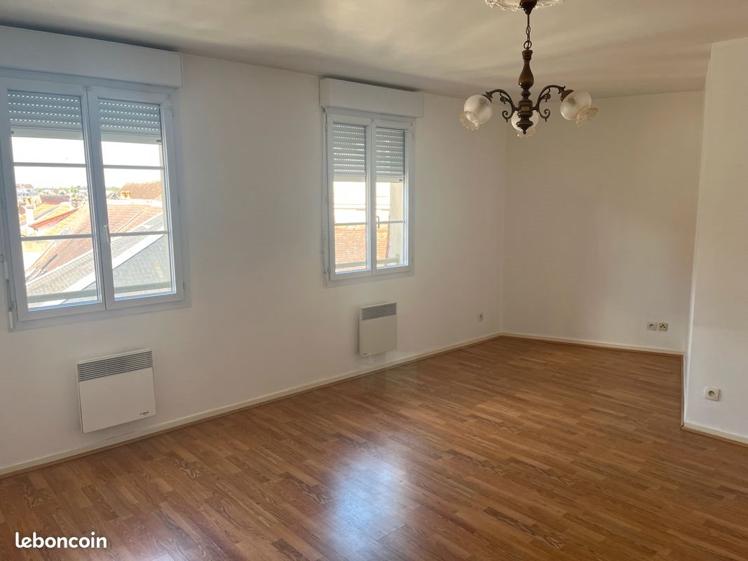 Appartement à louer, 67m², Auxerre