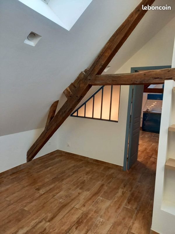Appartement à louer, 29m², La Châtre