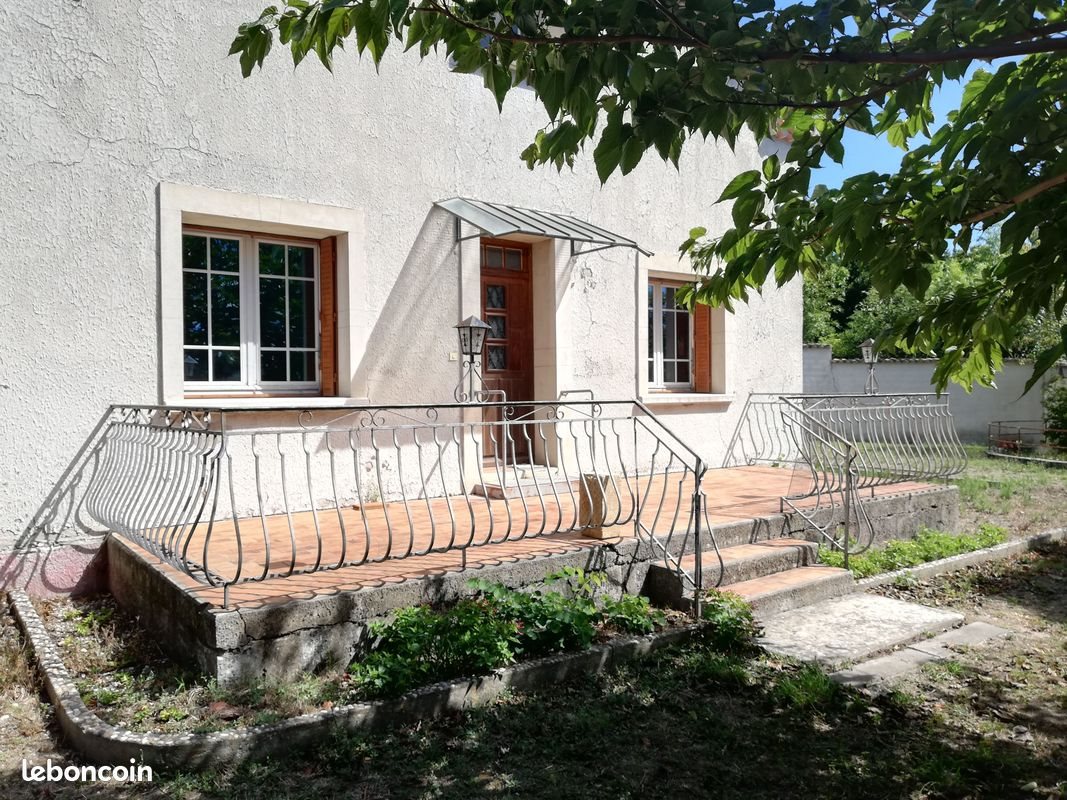 Maison à vendre, 209m², Montségur-sur-Lauzon