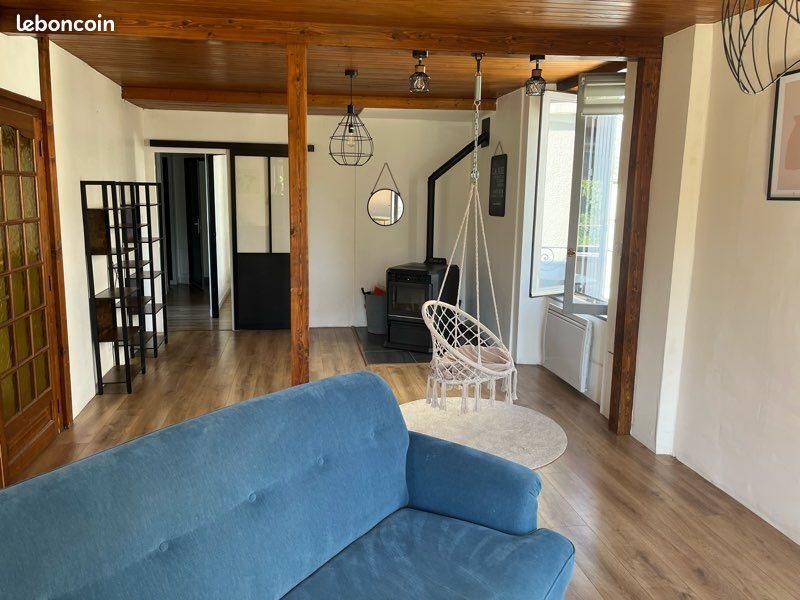 Appartement à louer, 100m², Riom-ès-Montagnes
