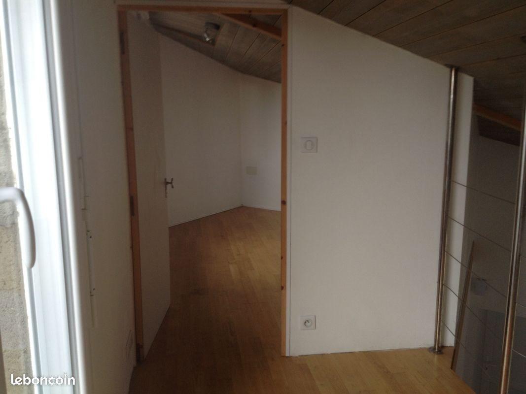 Maison à louer, 35m², Vieillevigne