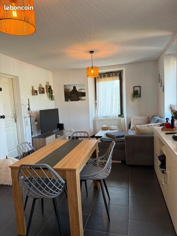 Appartement à louer, 57m², Méziré