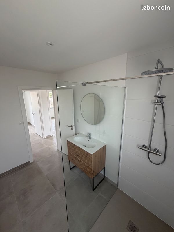 Maison à louer, 80m², Saint-Palais-sur-Mer