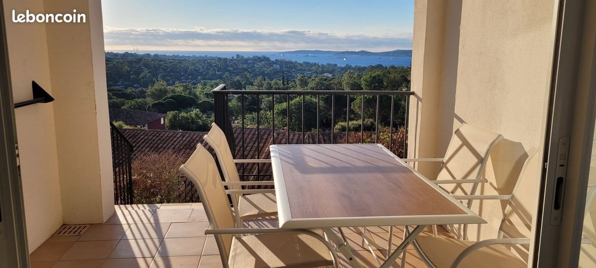 Appartement à louer, 32m², Grimaud