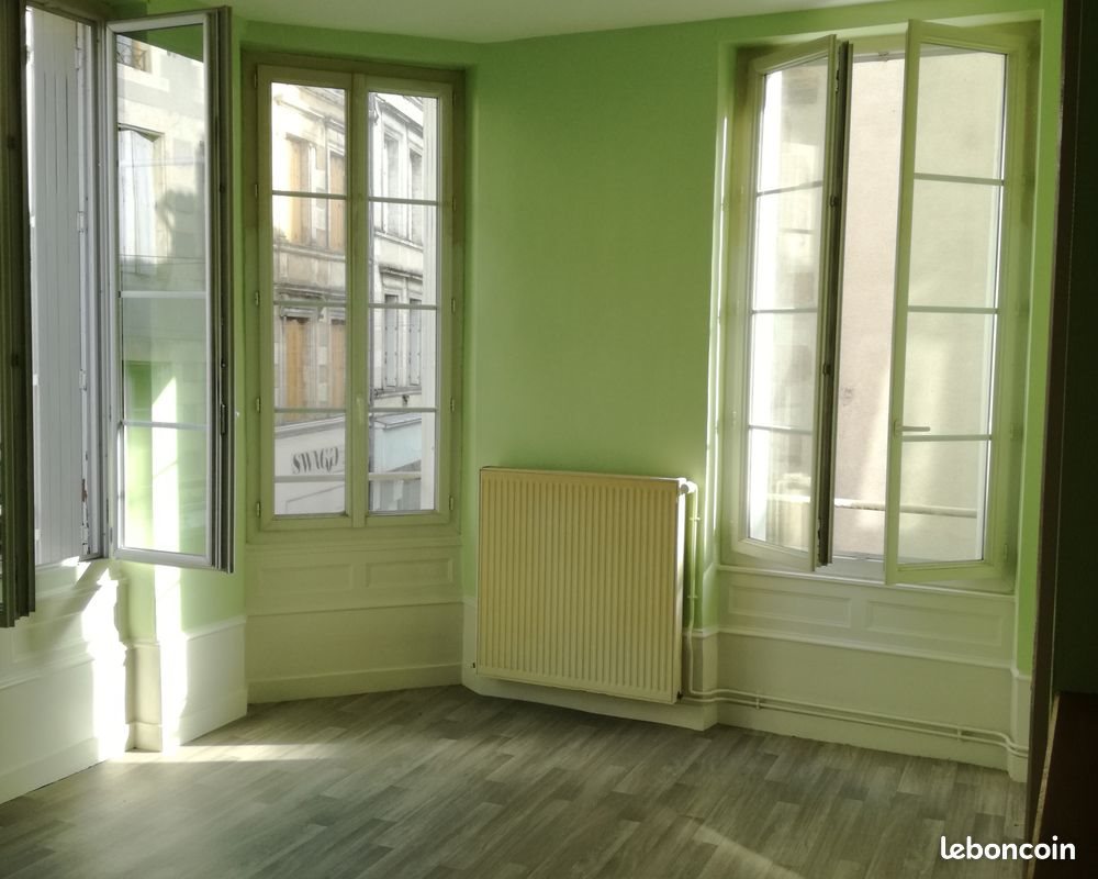 Appartement à louer, 68m², Confolens