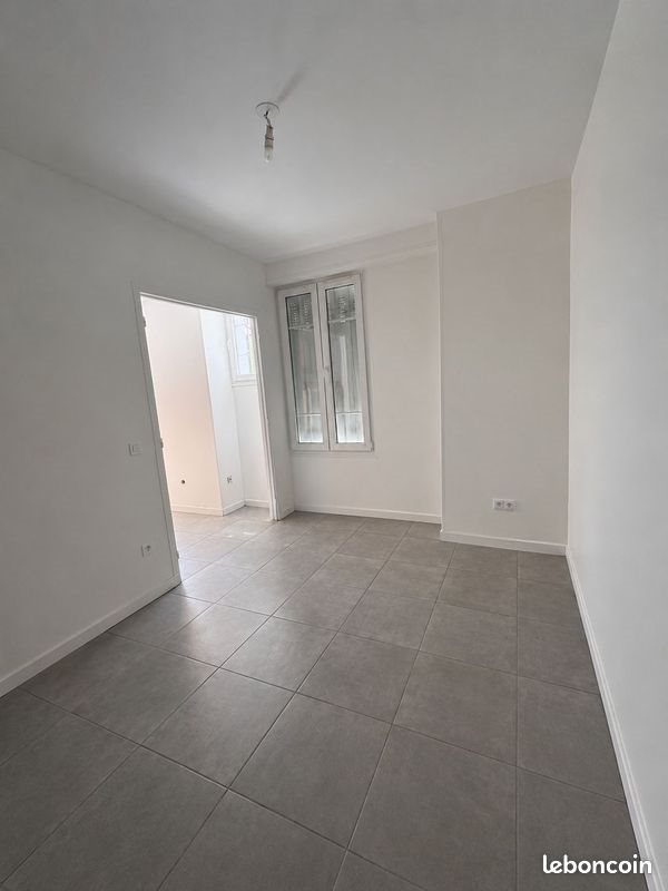 Appartement à louer, 19m², Saint-Ouen-sur-Seine