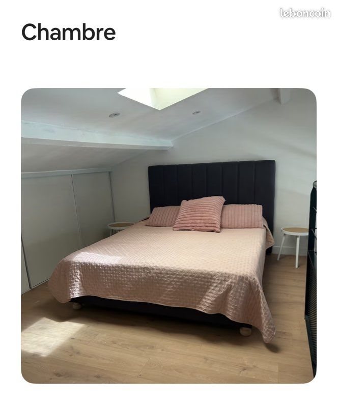 Appartement à louer, NaNm², Roquemaure