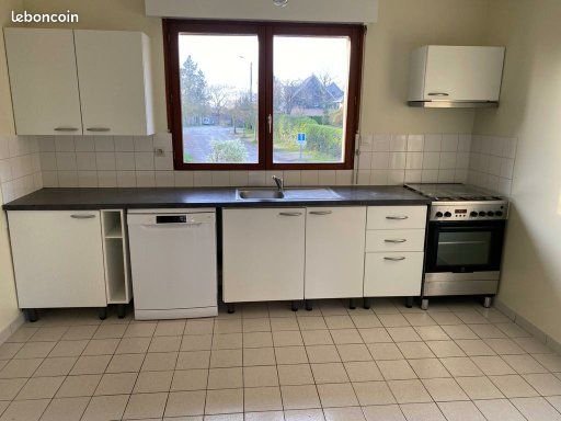 Maison à louer, 117m², Montfort-sur-Meu