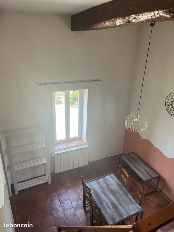 Appartement à louer, 60m², Quarante