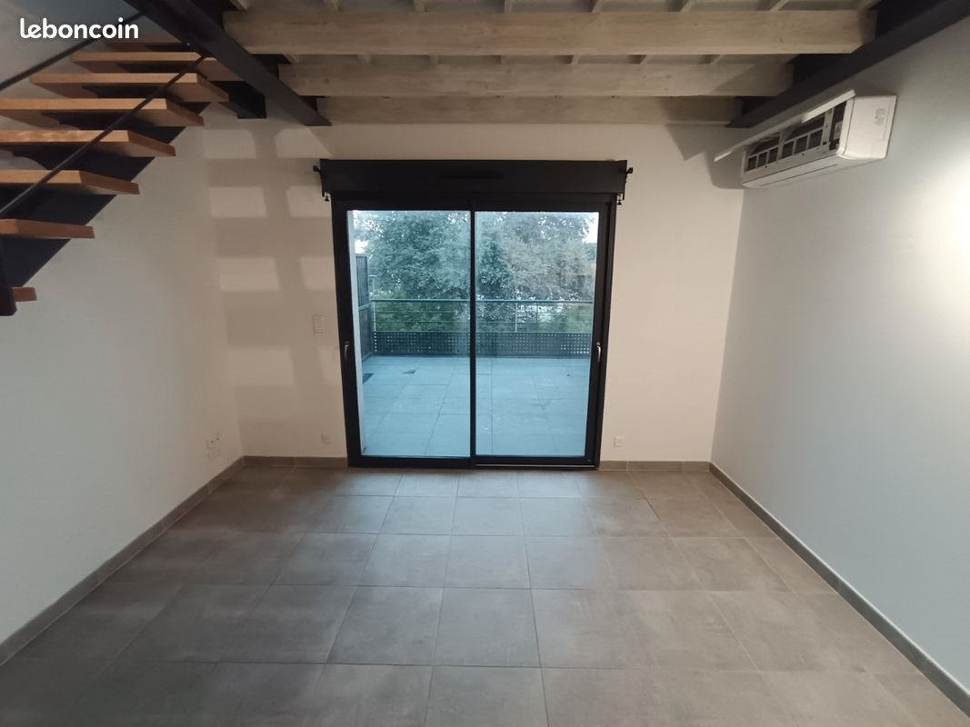Appartement à louer, 40m², Nîmes