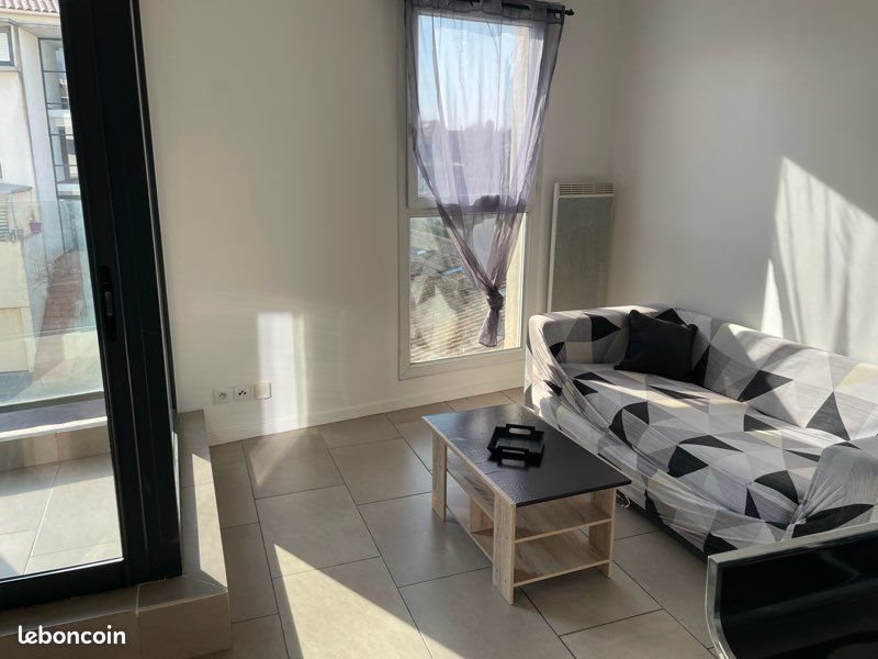 Appartement à louer, 30m², Arles