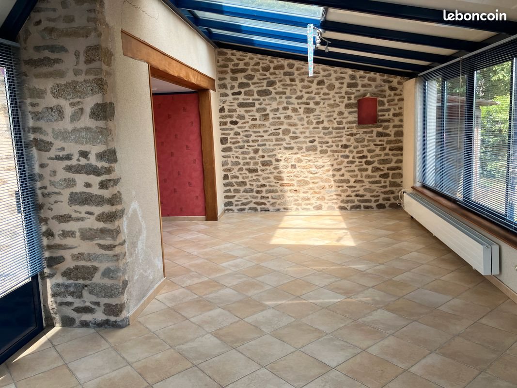 Maison à louer, 147m², Aron