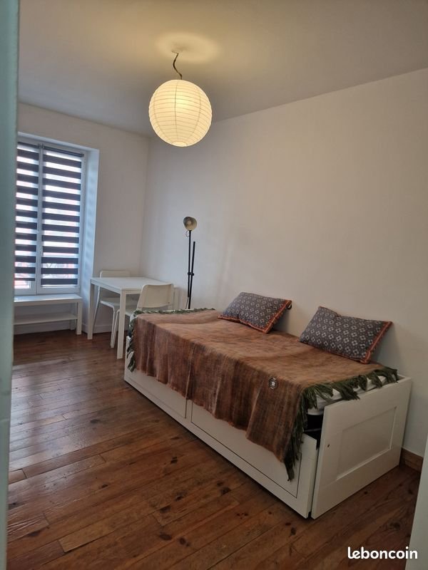 Appartement à louer, 19m², Paris 18ème