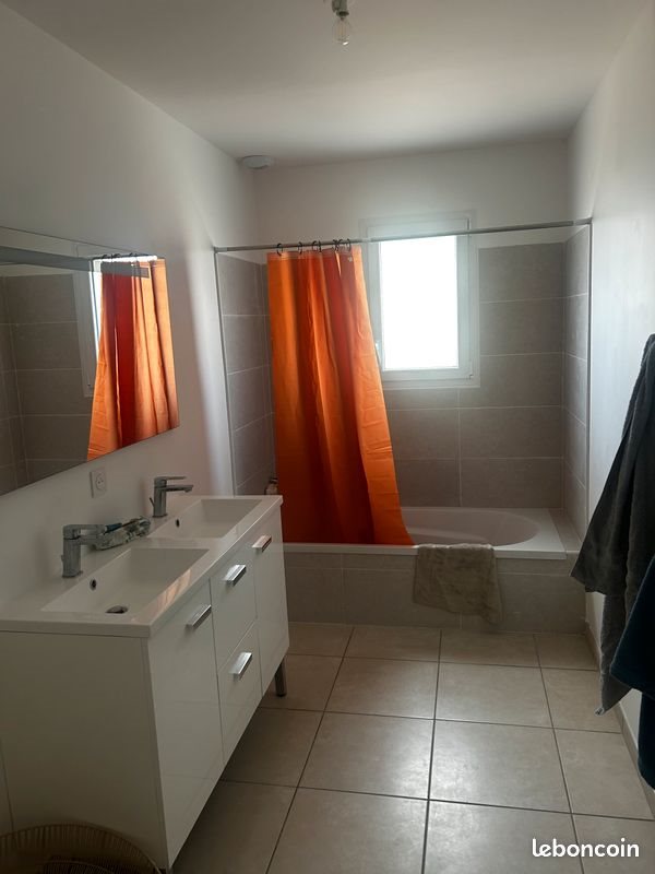 Maison à louer, 90m², Sainte-Hélène