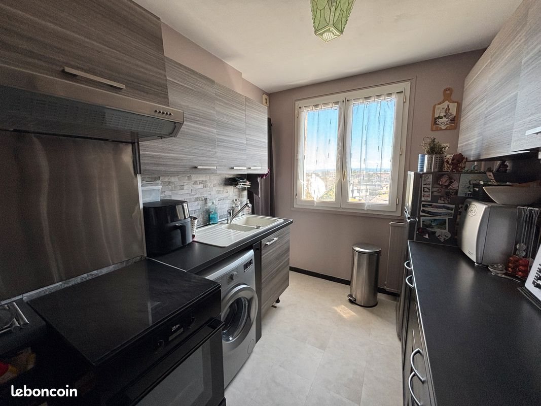Appartement à vendre, 67m², Meyzieu