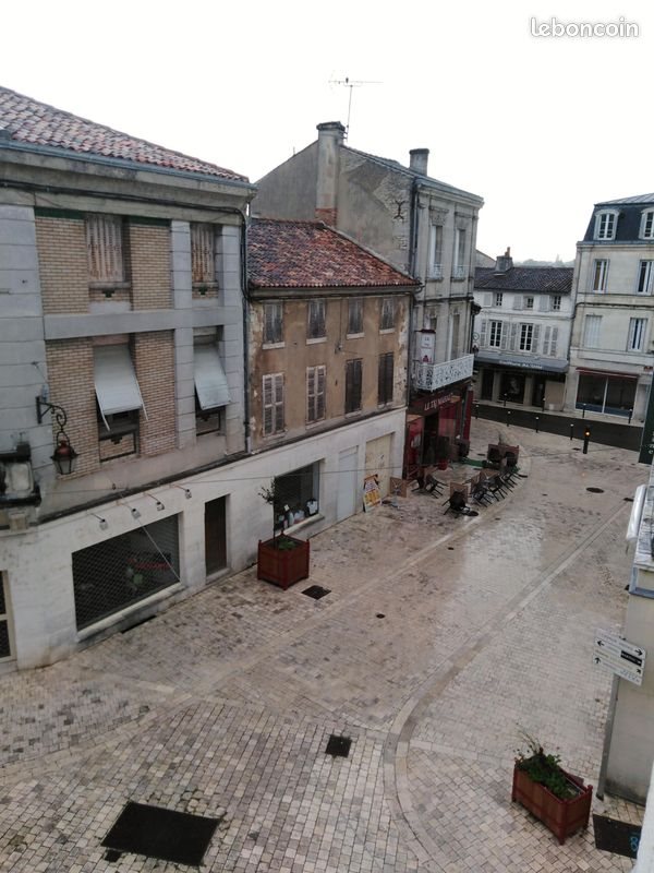 Appartement à louer, 83m², Cognac