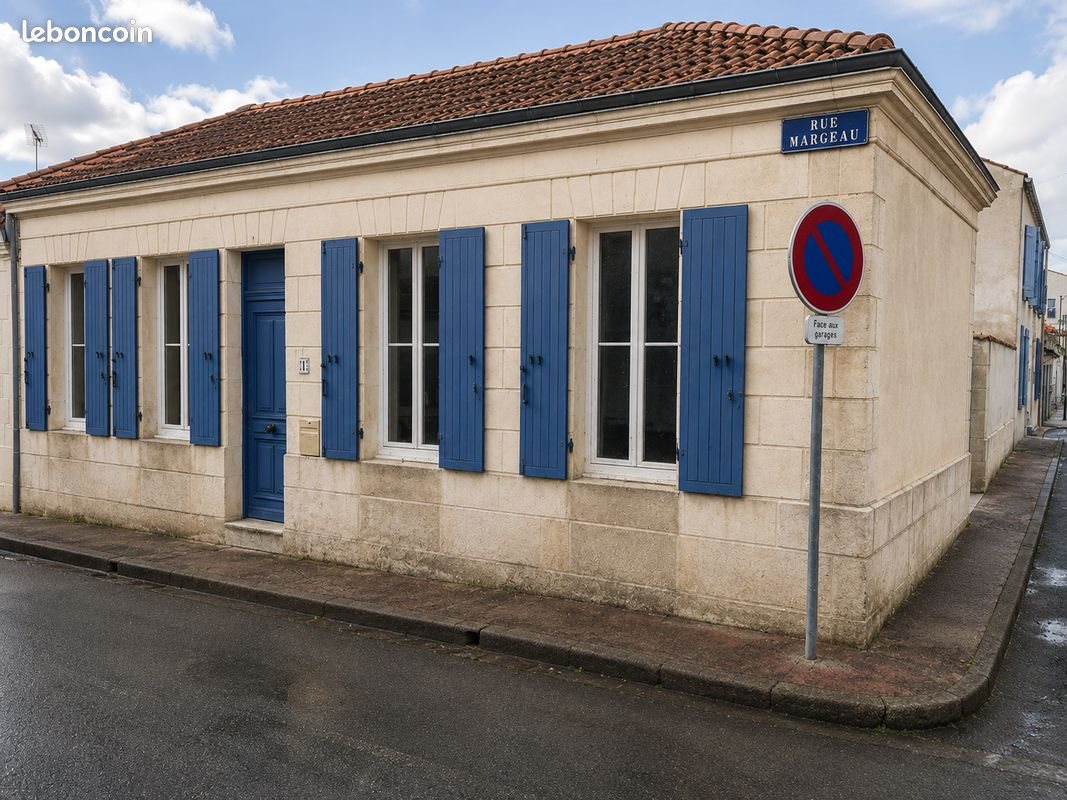 Maison à louer, 69m², Rochefort