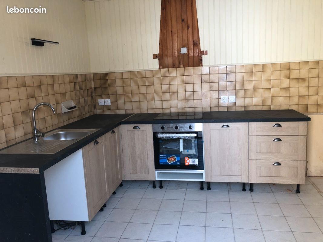 Maison à louer, 69m², Rochefort