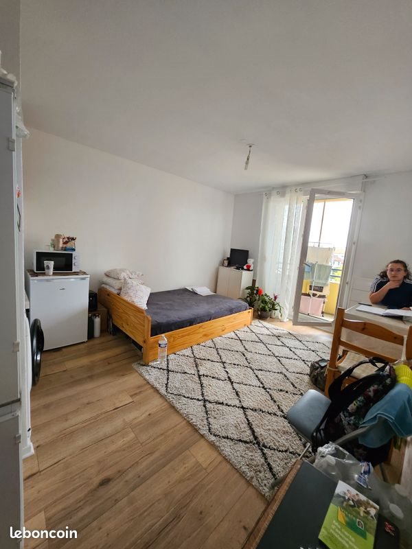 Appartement à louer, 25m², Talence