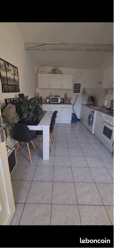 Appartement à louer, 45m², Caumont-sur-Durance