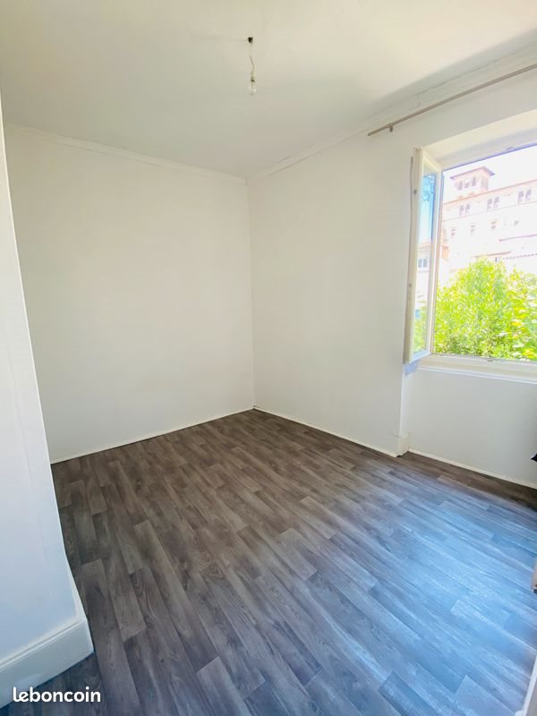 Appartement à vendre, 65m², Saint-Donat-sur-l'Herbasse