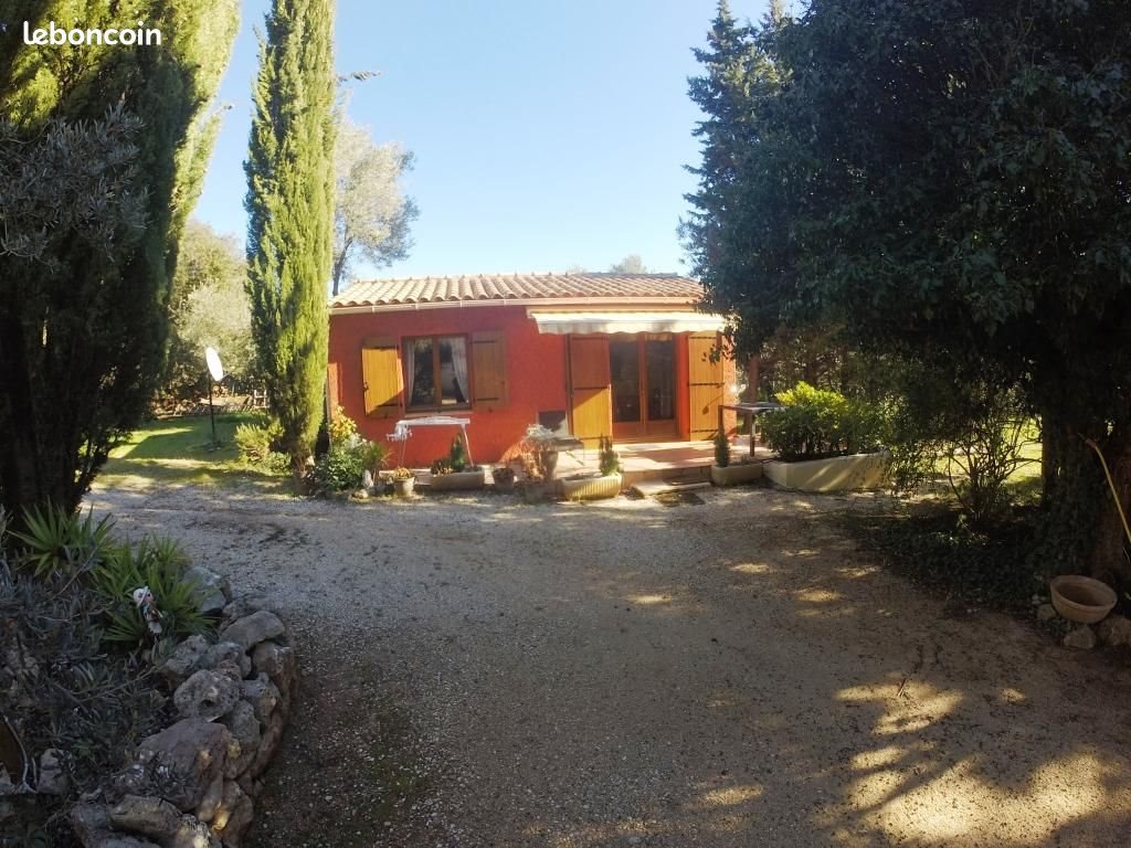 Maison à louer, 45m², Pignans