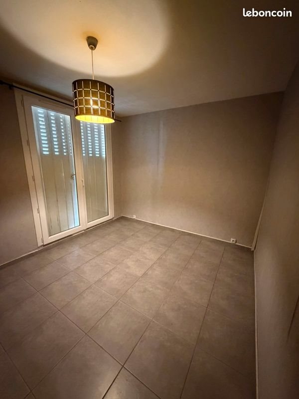 Appartement à louer, 67m², Valence