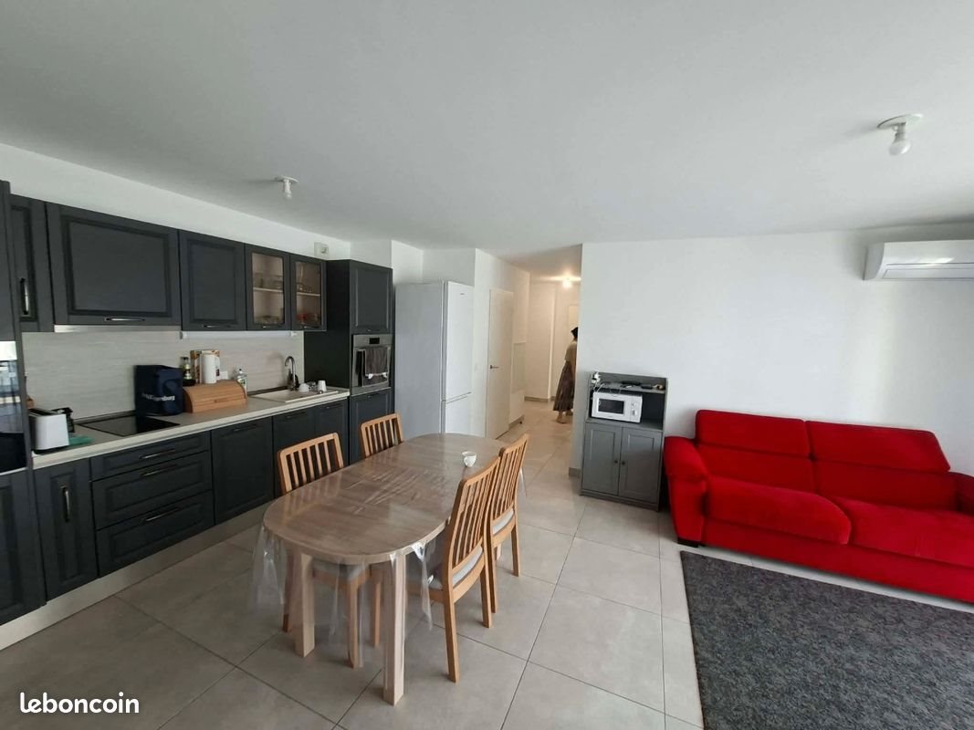 Appartement à louer, 82m², Saint-Laurent-du-Var