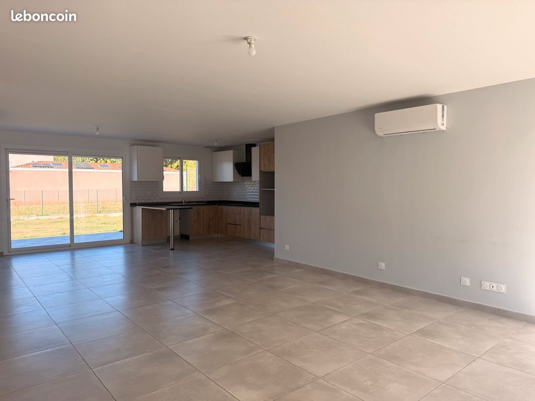 Maison à louer, 108m², Lafox