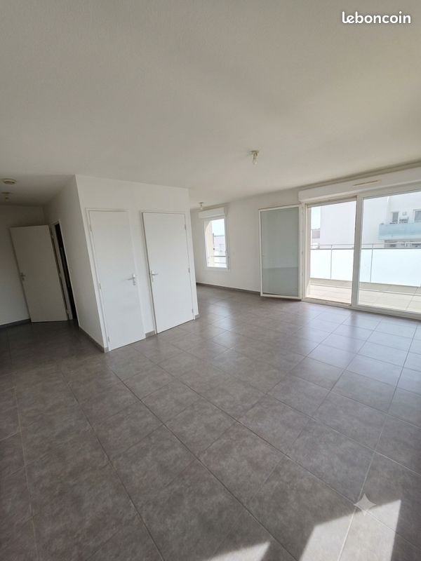 Appartement à louer, 34m², Vaulx-en-Velin
