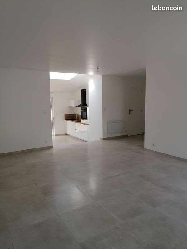 Maison à louer, 91m², Chemillé
