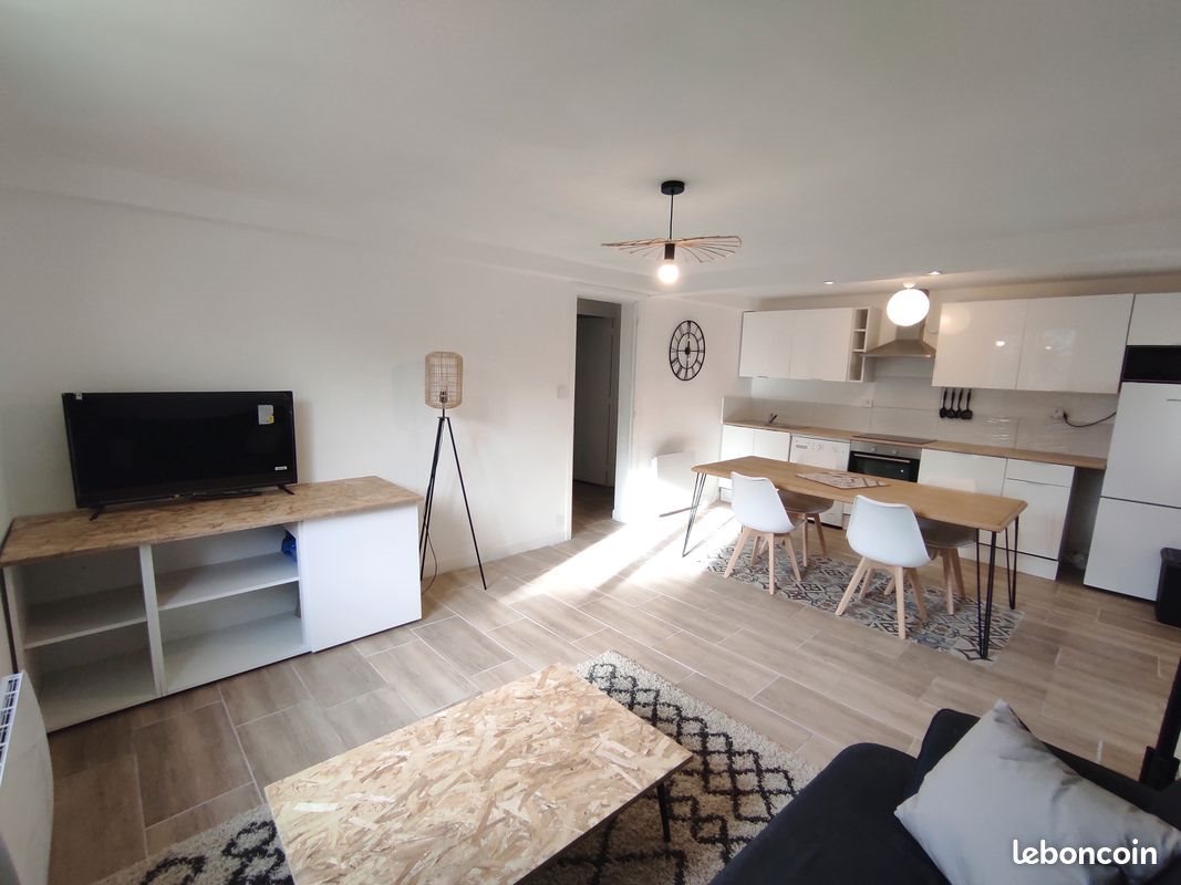 Appartement à louer, 56m², Pau