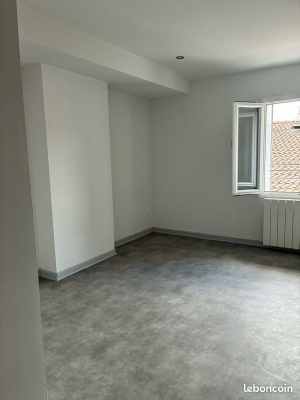 Appartement à louer, 49m², Mâcon