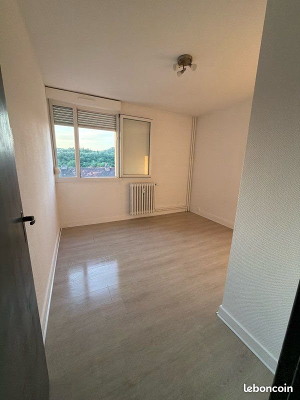 Appartement à louer, 71m², Rosbruck