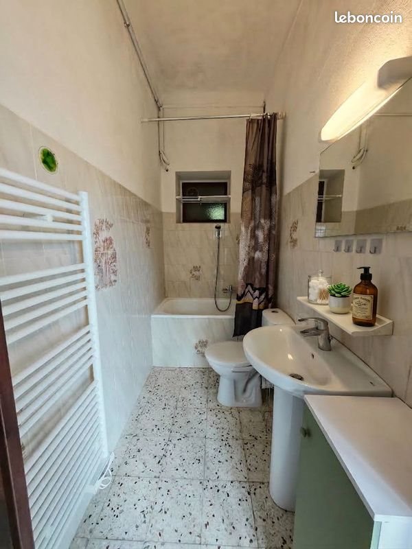 Appartement à louer, 37m², Grasse