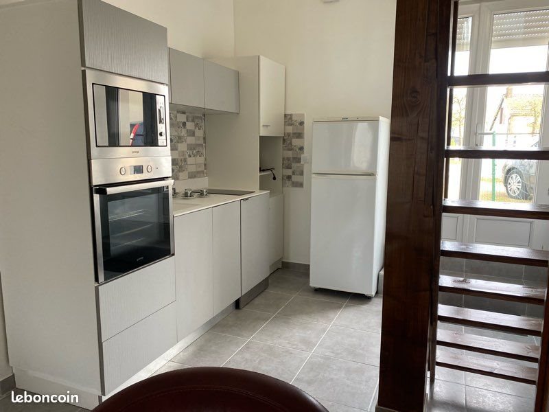 Maison à louer, 40m², Noyant