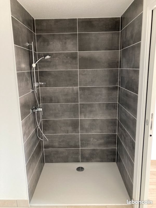 Appartement à louer, 46m², Saint-Max
